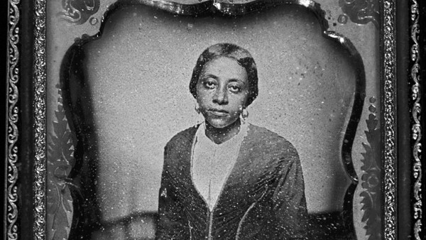 Unidentified woman Unidentified woman