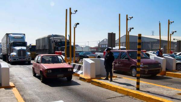 Tránsito en salidas del DF Tránsito en salidas del DF