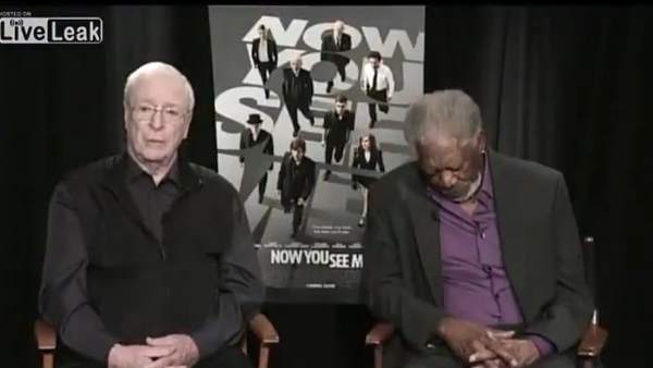 Morgan Freeman y Michael Caine Morgan Freeman y Michael Caine