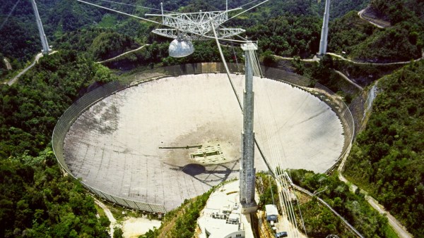 Radiotelescopio y observatorio de Arecibo (Puerto Rico) Radiotelescopio y observatorio de Arecibo (Puerto Rico)
