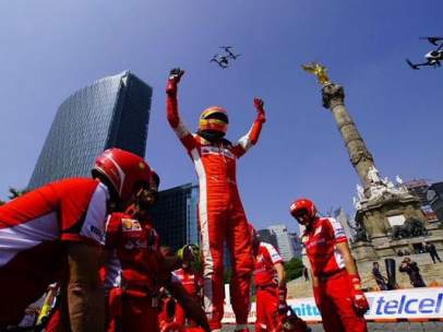 Exhibición de Ferrari en el DF