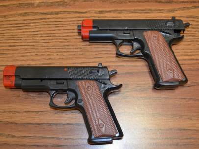 Pistolas de juguete